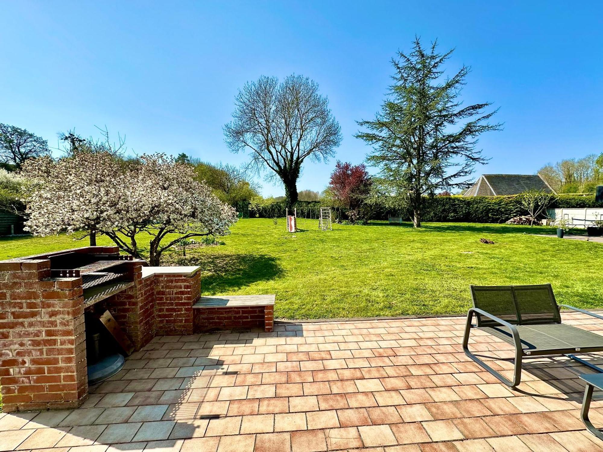 Le Gite D'En Bas Quesnoy-le-Montant Exterior foto